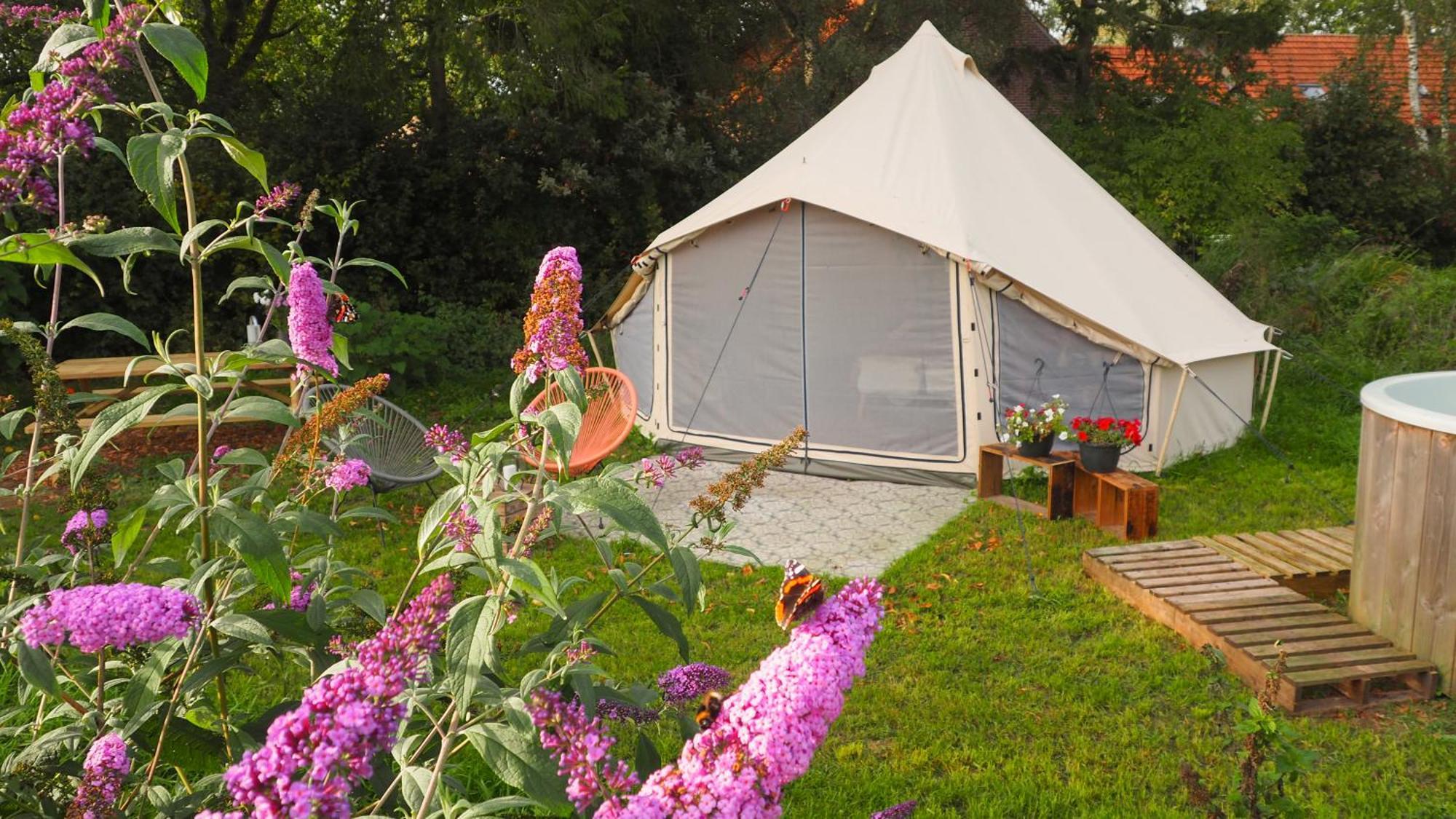 Bell Tent In Een Voedselbos Nederweert-Eind Eksteriør billede