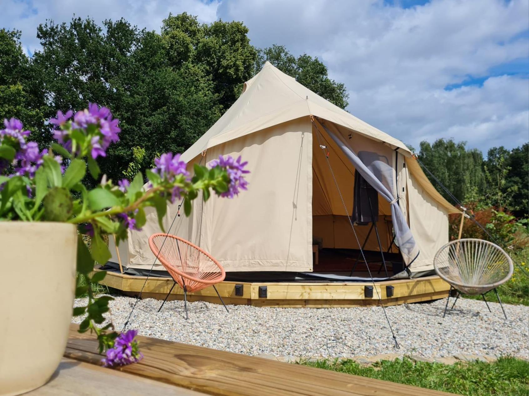 Bell Tent In Een Voedselbos Nederweert-Eind Eksteriør billede